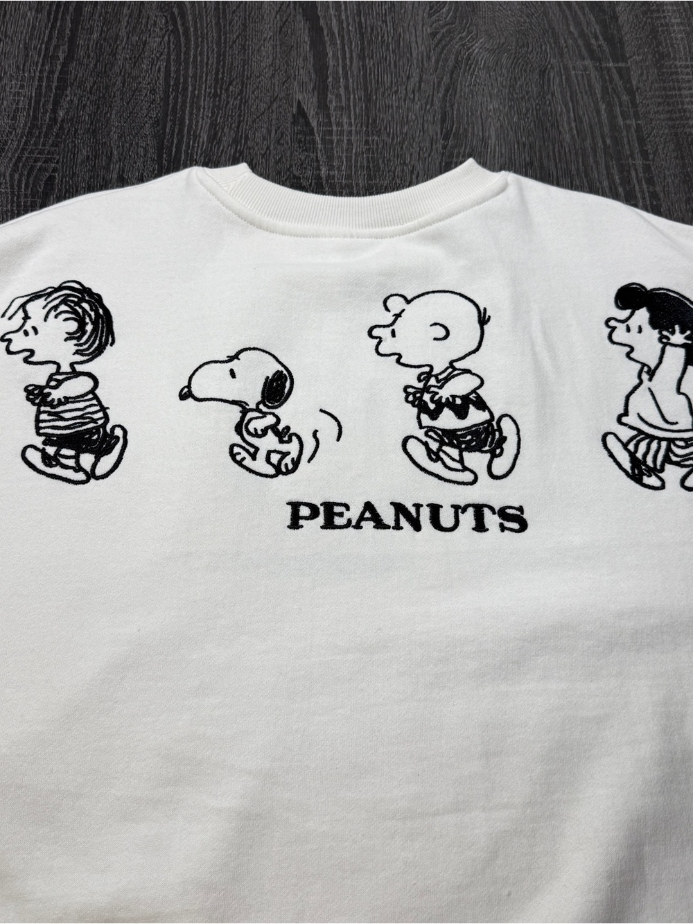 Peanuts Characters Off White Double Sided Sweatshirt Women's Size XL NWT - Picture 5 of 10